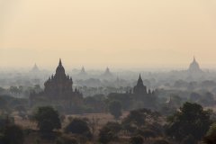 03-Bagan at sunrise
